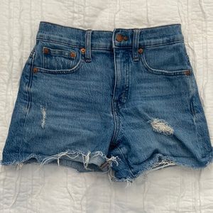Madewell high rise denim jean shorts size 23